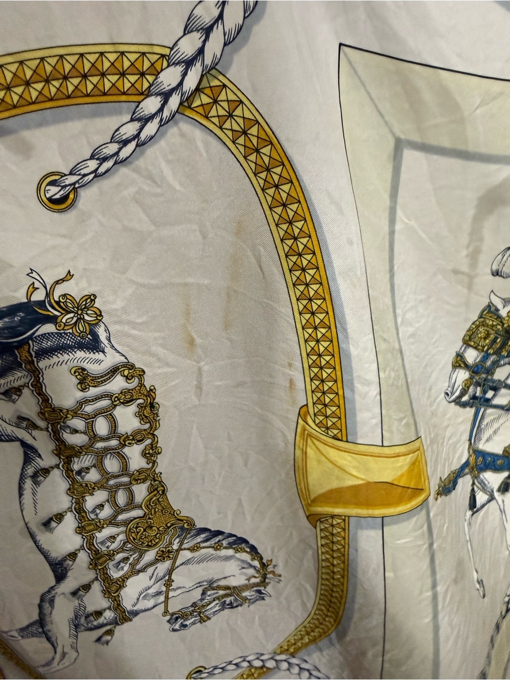 Hermes Grand Apparat Silk Scarf in White, Gold & Navy - Picture 3 of 8